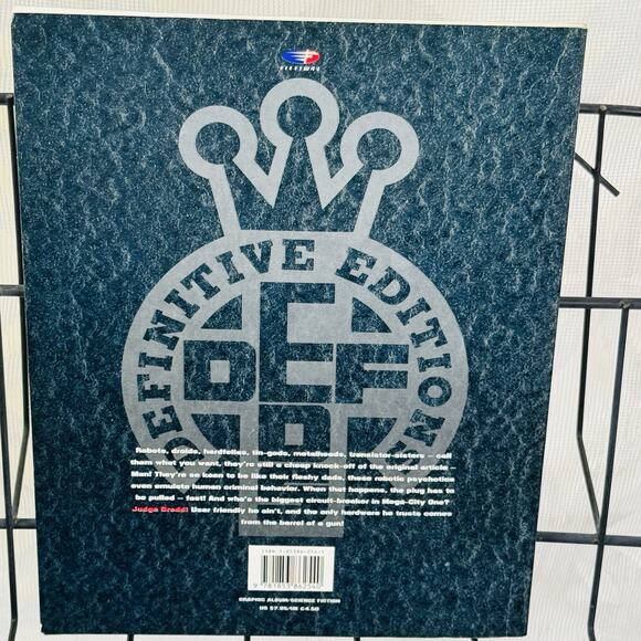 Judge Dredd Metal Fatigue Graphic Novel by John Wagner Fleetway Production 1991 - Picture 6 of 6